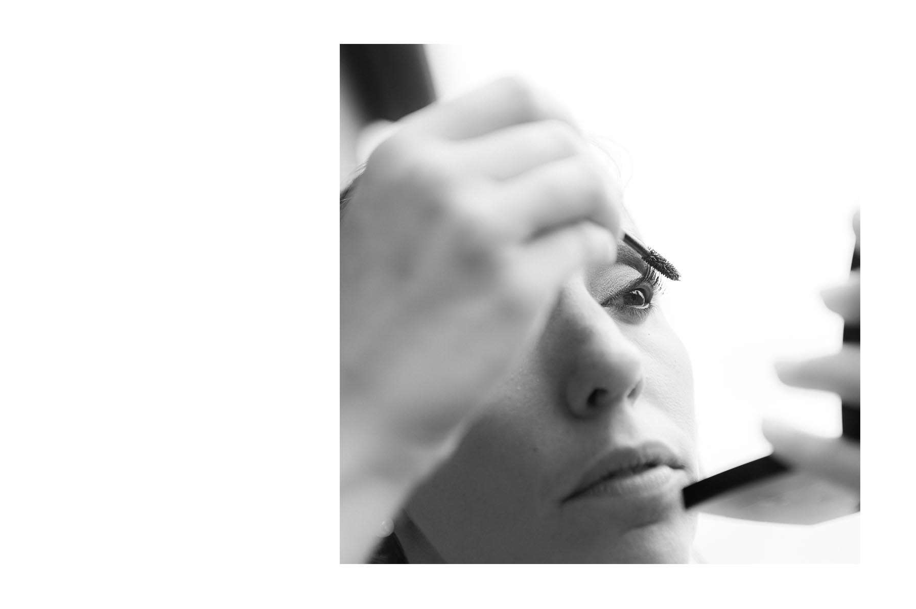 images de mariage, cérémonie civile en noir et blanc à Toulouse, haute garonne